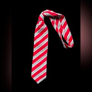 ✨Red and white Chereskin striped silk tie✨